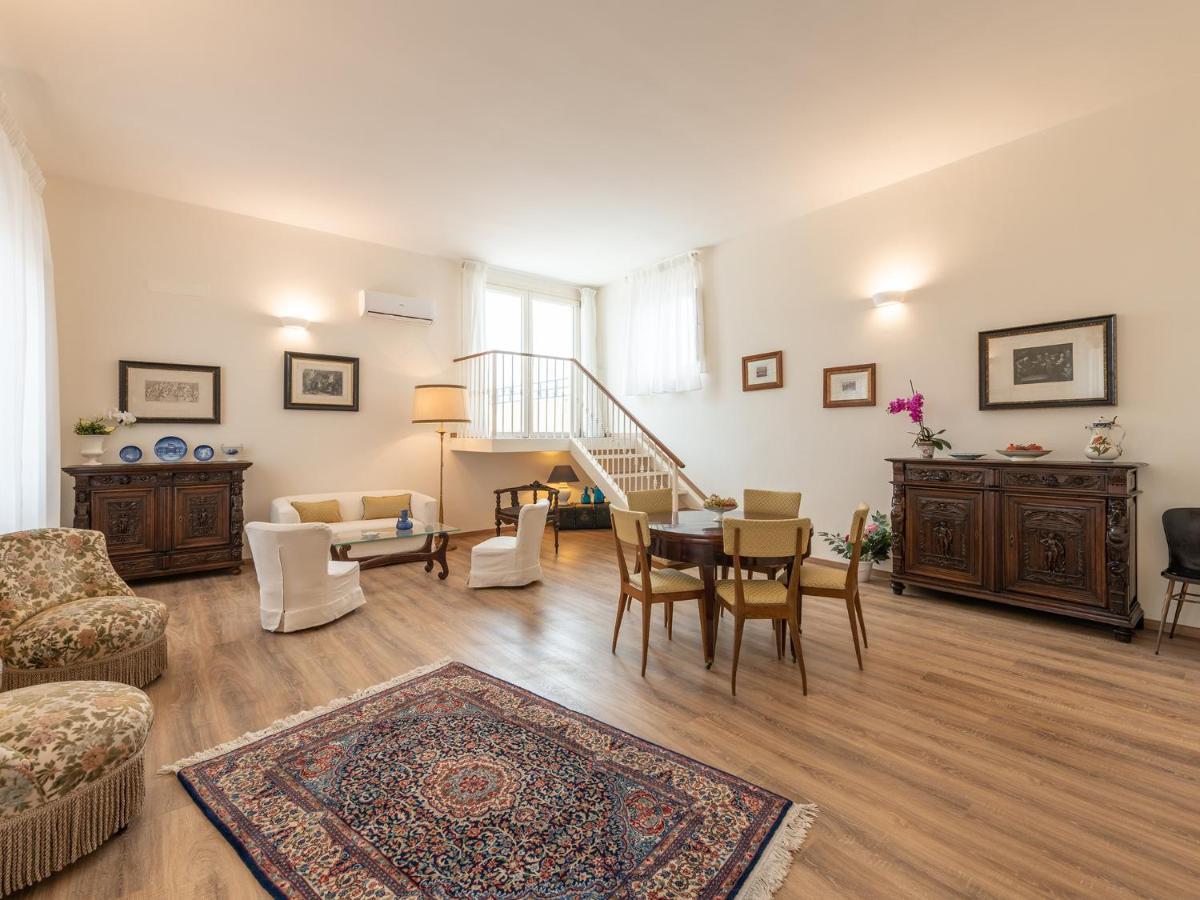 كالياري B&B Palazzo Merello المظهر الخارجي الصورة